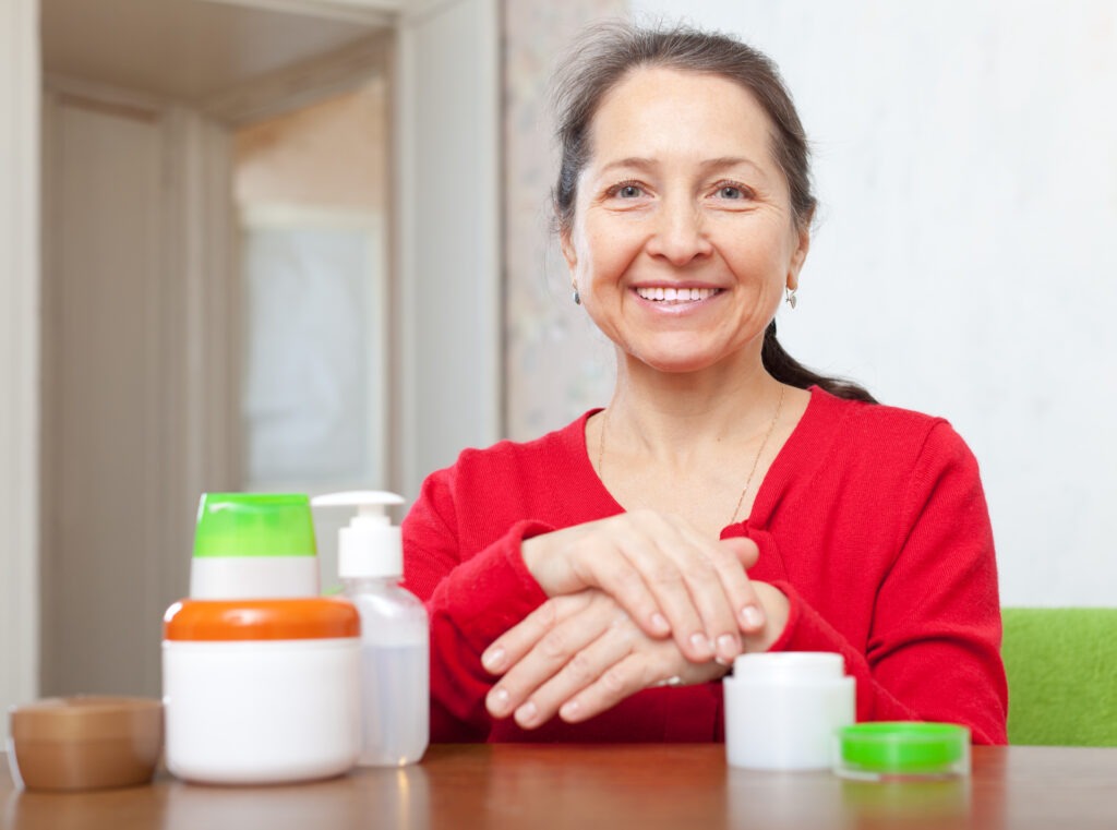 ¿Sufres de sofocos, insomnio o ansiedad? Así puedes aliviar los síntomas de la menopausia