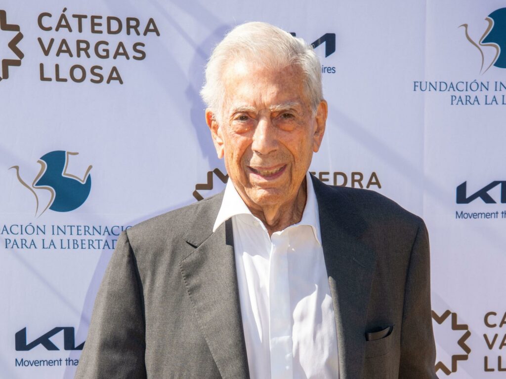 Fallece Mario Vargas Llosa, Premio Nobel de Literatura, a los 89 años