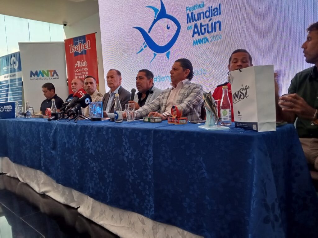 En Manta se efectuó el lanzamiento de la agenda del Segundo Festival Mundial del Atún.
