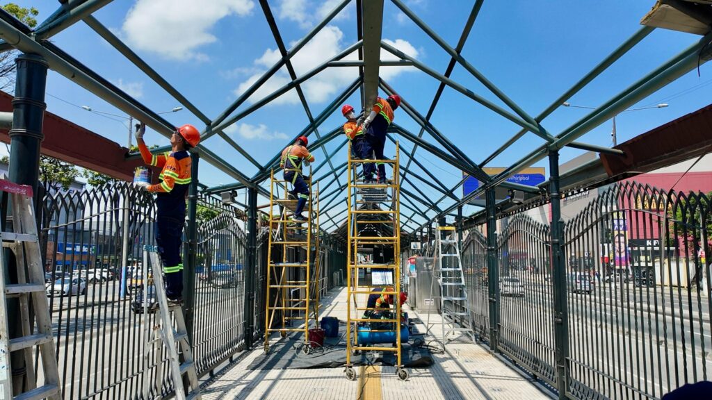 Estos trabajos incluyen la instalación de cubiertas y la optimización de sistemas eléctricos.