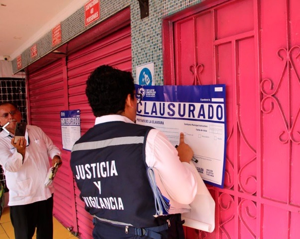 La Dirección de Justicia y Vigilancia del Municipio de Guayaquil clausuró 22 establecimientos en el barrio ‘La 18’.