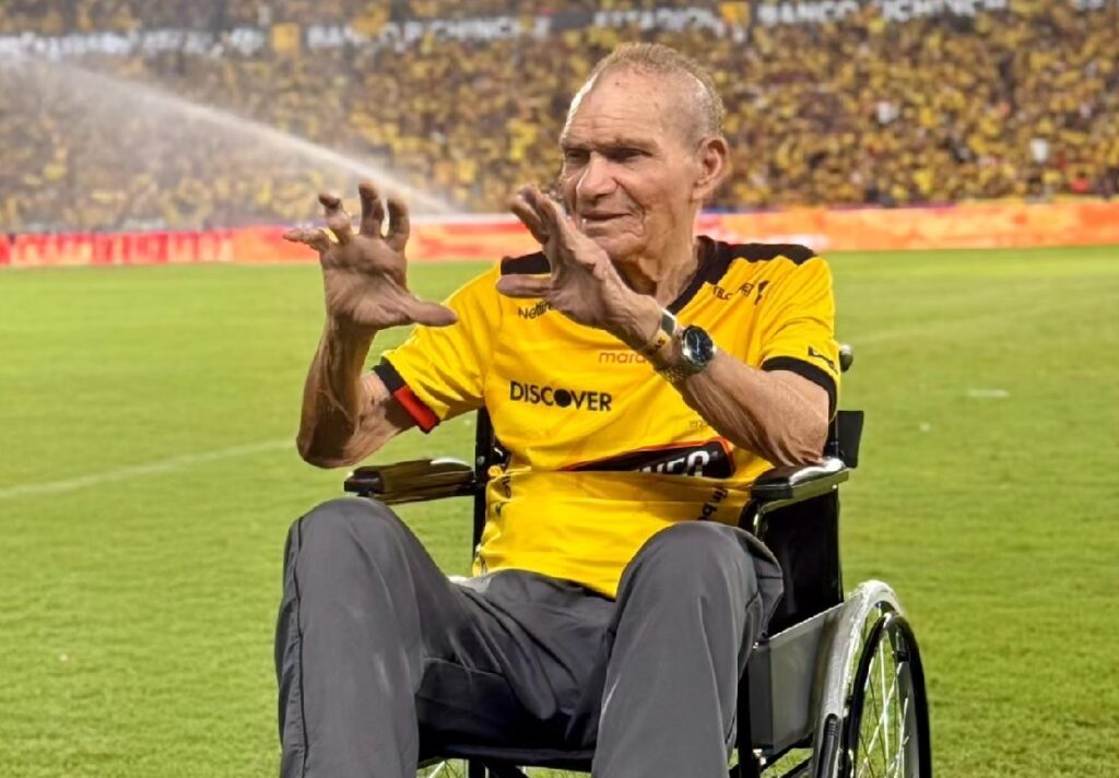 Haílton Corrêa de Arruda, conocido como ‘Manga’, legendario exarquero de Botafogo, Nacional de Uruguay falleció a los 88 años.
