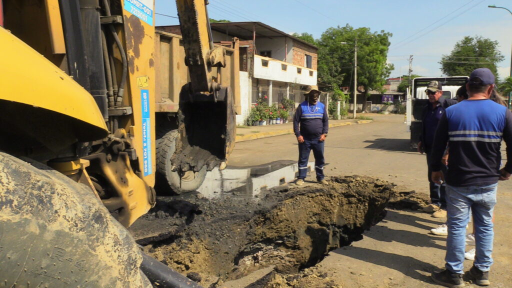 Van once socavones en seis sectores de Portoviejo