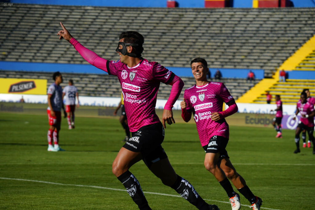 Independiente del Valle es líder provisional tras vencer a El Nacional (3-1)