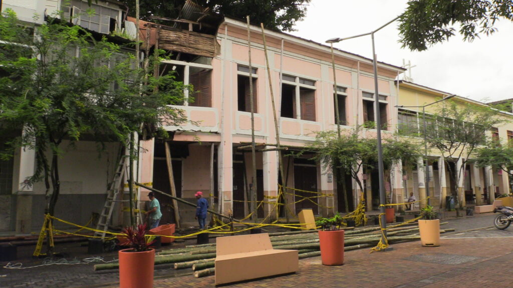 Inician trabajos de restauración de la casa patrimonial de la familia “Flor” en Portoviejo
