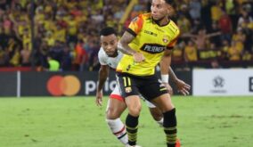 Joao Joshimar Rojas, ofensivo de Barcelona SC, está próximo a retornar a las canchas tras superar una fractura en el peroné.