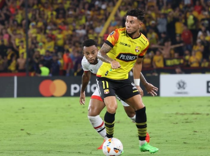 Joao Joshimar Rojas, ofensivo de Barcelona SC, está próximo a retornar a las canchas tras superar una fractura en el peroné.