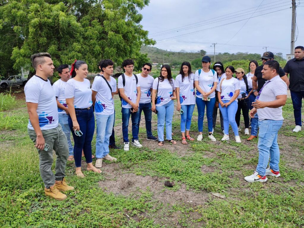 Jóvenes fortalecen el trabajo agrícola en Manabí