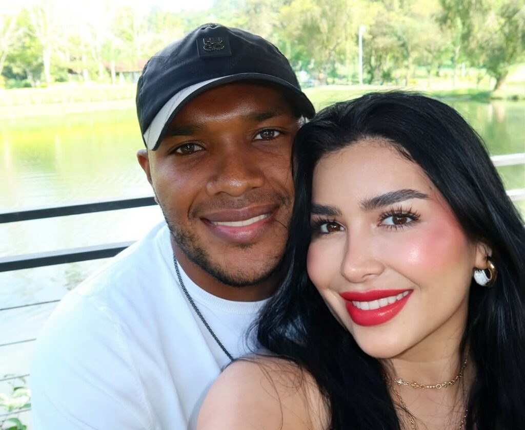 Juan Luis Anangonó recibe apoyo de su pareja Ana María Rojas tras incidente con Alexy Vega