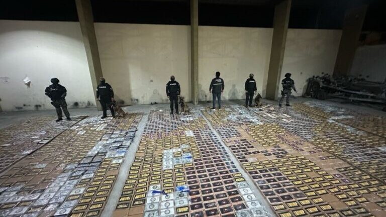 La Policía decomisó en Guayaquil un cargamento de droga que iba hacia Bélgica