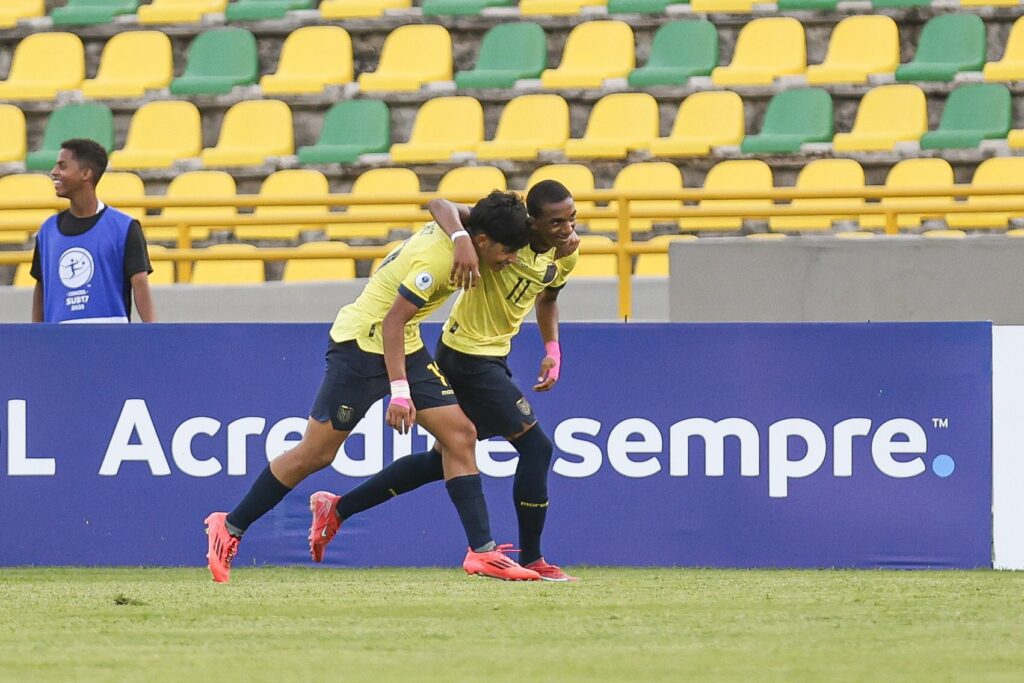 La Selección de Ecuador mide al líder Brasil en el Sudamericano Sub17