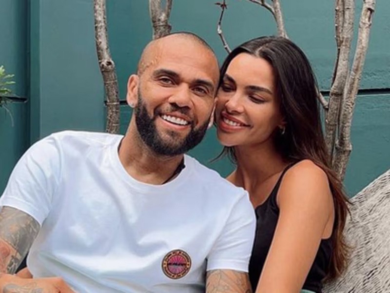 La esposa de Dani Alves anuncia que está embarazada