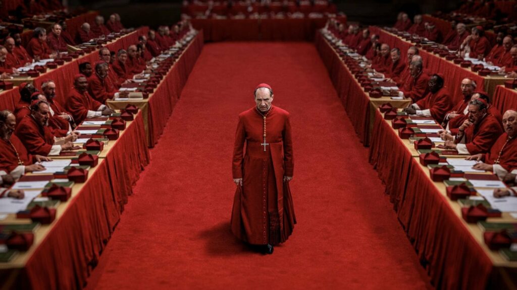 La película 'Cónclave' desnuda el secreto proceso de elección del nuevo papa