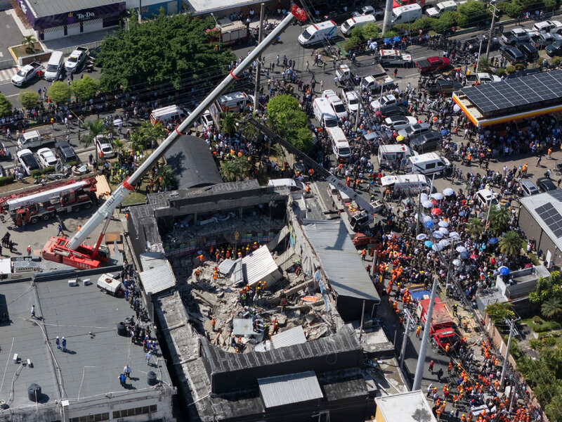 Las autoridades cierran el rescate en la discoteca Jet Set tras hallar más de 124 muertos.