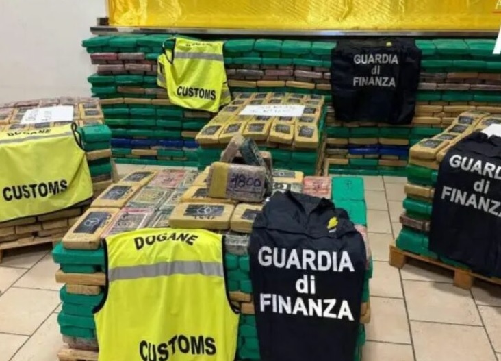 Las autoridades italianas confiscaron dos toneladas de cocaína en el puerto de Livorno, en el noroeste del país.