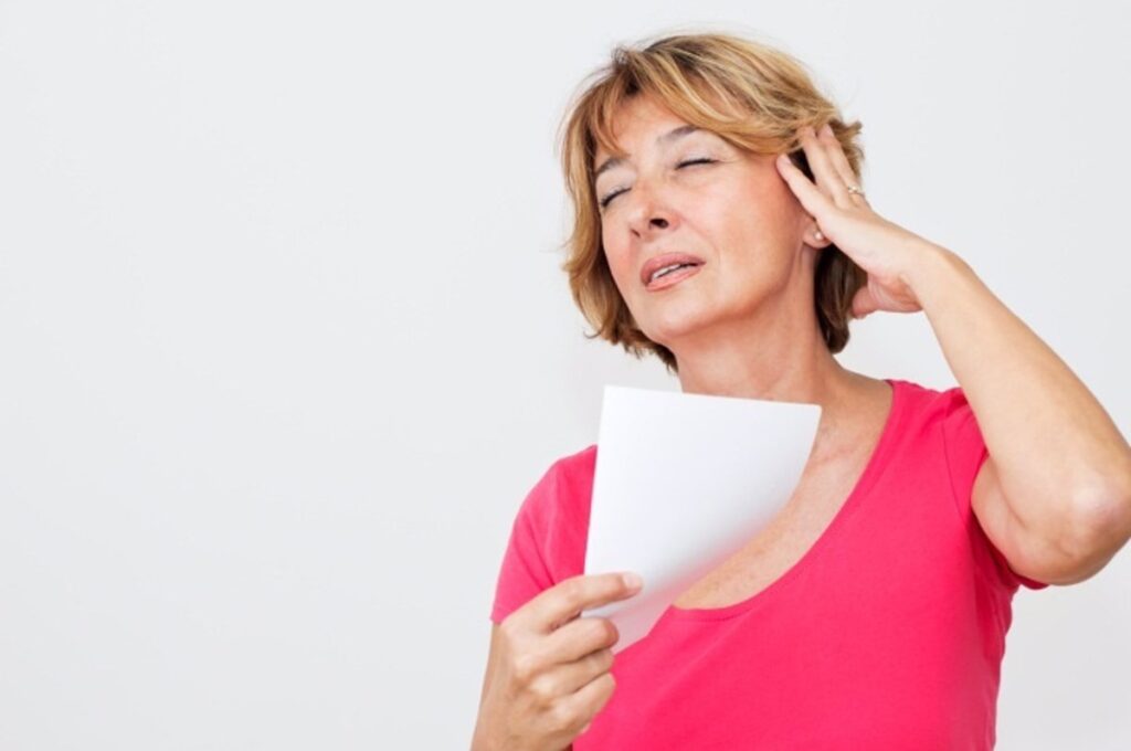 Las mujeres menopáusicas con obesidad sufre sofocos más fuertes