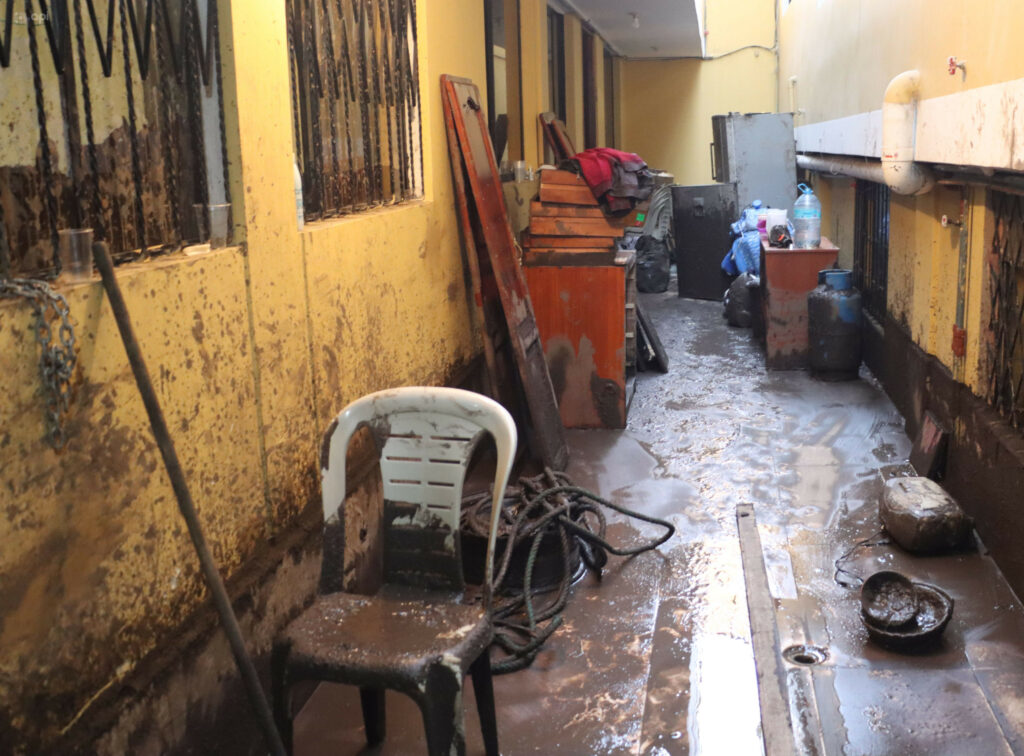 Lluvias azotan Quito Aluvión en conocoto deja viviendas afectadas y vías cerradas