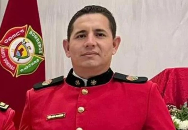 Lluvias intensas causan emergencias y muerte de bombero en Santo Domingo