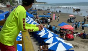 Concejal Diana Flores cuestionó eventos de Semana Santa, mientras que Leonardo Hidalgo, director de Turismo sostiene que Manta obtuvo $8 millones para el turismo.