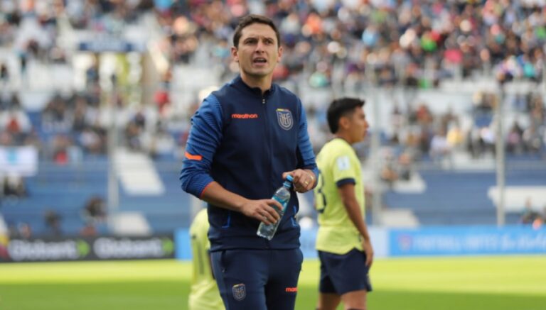 Miguel Bravo, entrenador ecuatoriano