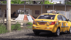 Municipio de Portoviejo interviene vías críticas en la ciudadela La Fortaleza
