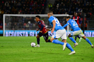 Napoli y Bologna empataron 1-1.