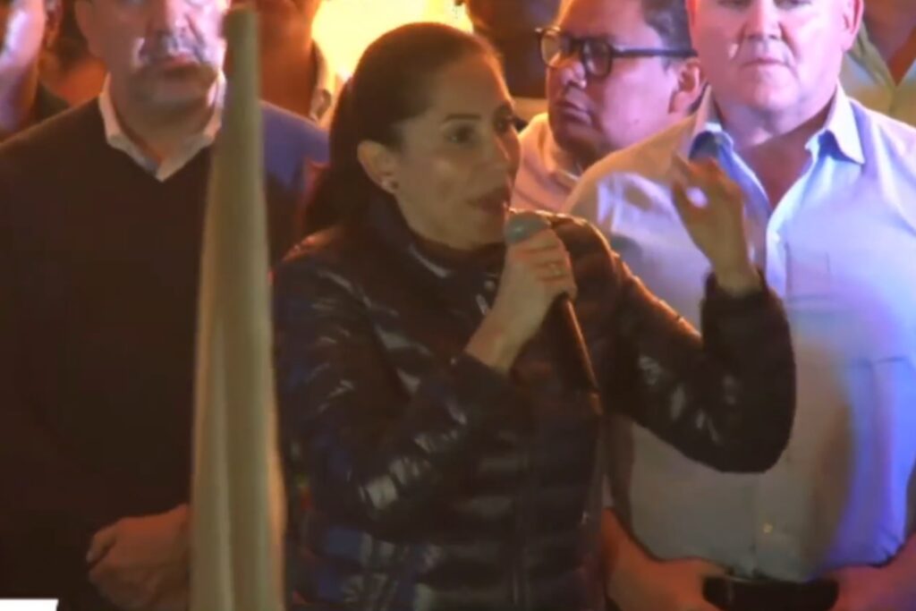 "Nosotros no reconocemos los resultados presentados por el CNE", dice Luisa González tras las votaciones de la segunda vuelta.