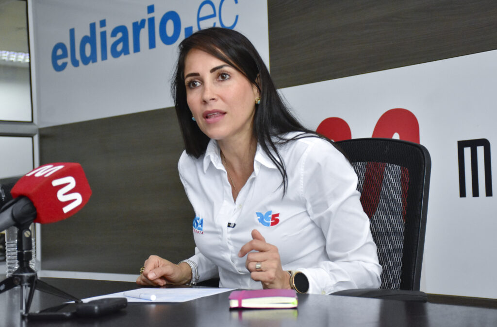 Luisa González: Perfil de la candidata de Revolución Ciudadana