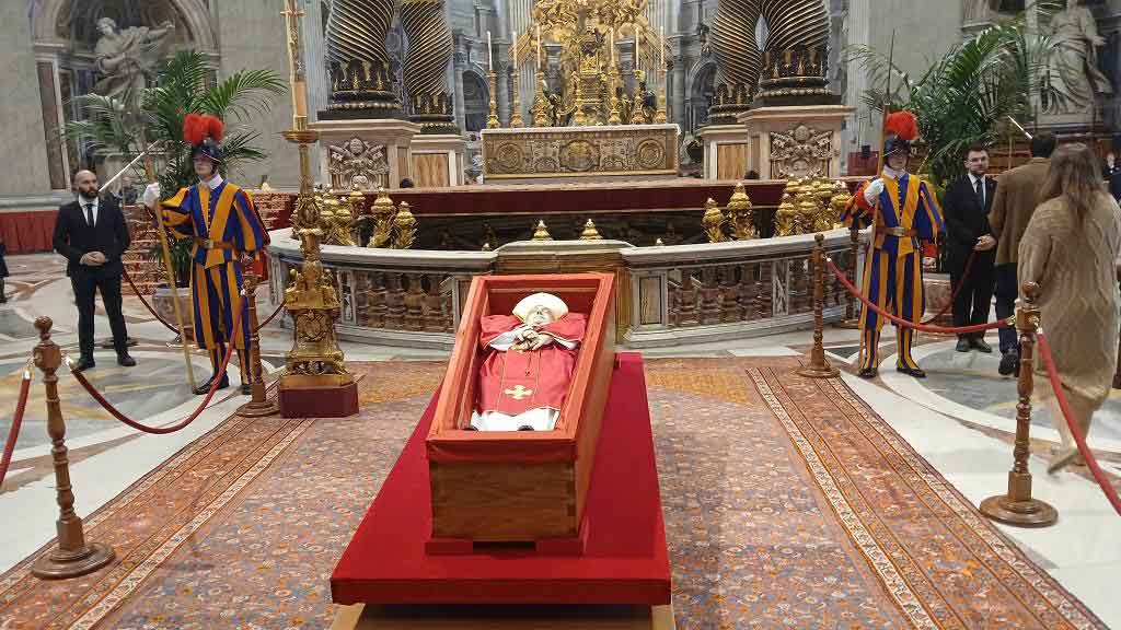 Pobres, presos y migrantes despedirán al Papa Francisco