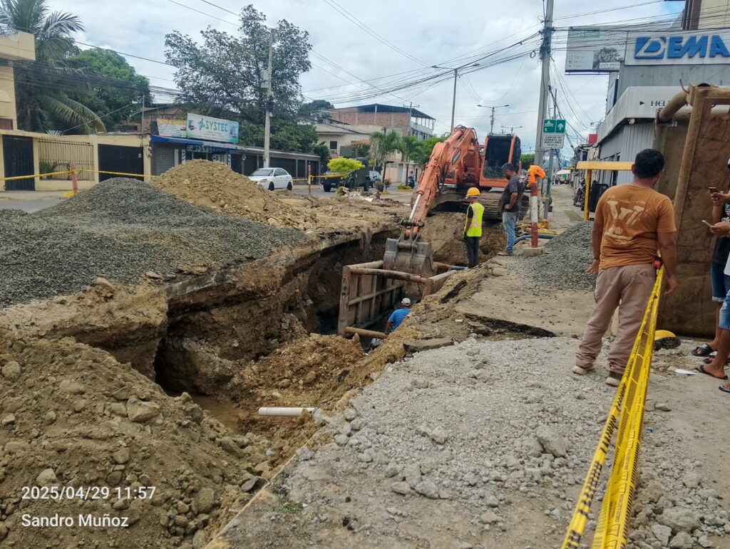 Portoviejo planea contratar robot argentino para reparar red hidrosanitaria y evitar socavones