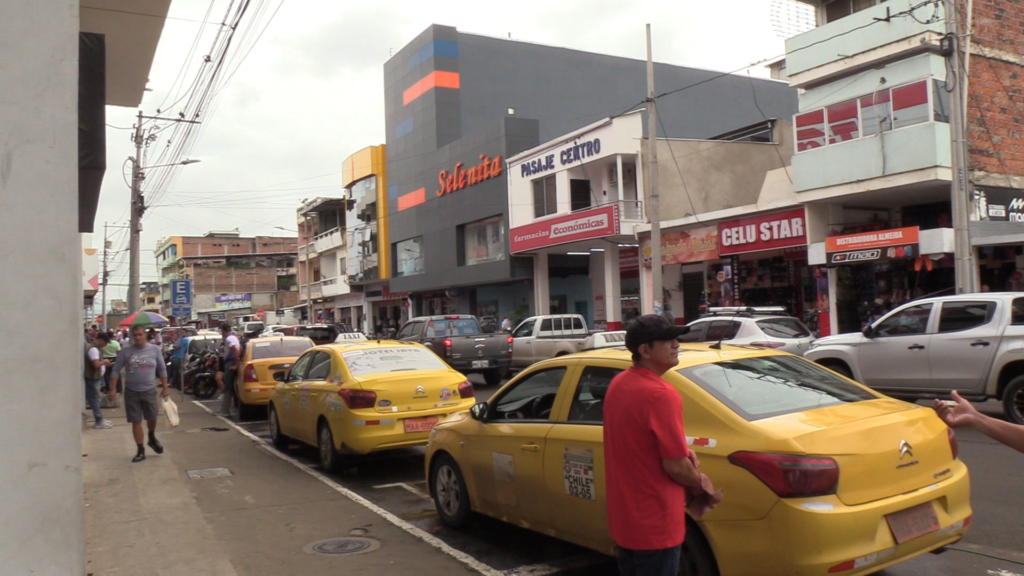 Portoviejo sin tráfico vehicular este 17 de abril clima seco y tránsito despejado