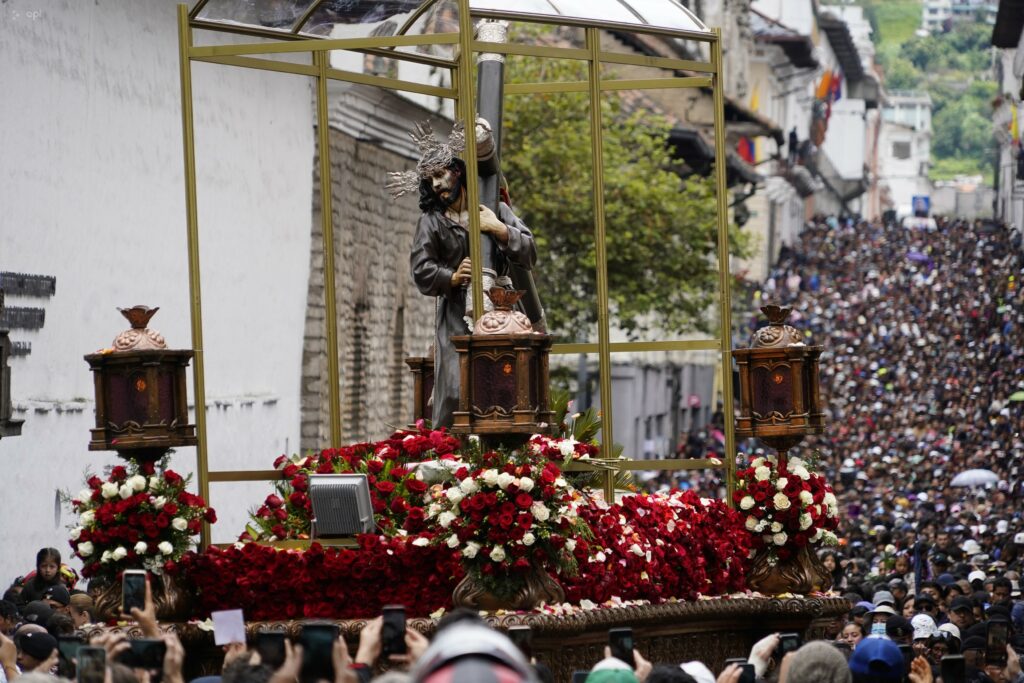 Quito espera 150.000 asistentes en la procesión de Jesús del Gran Poder