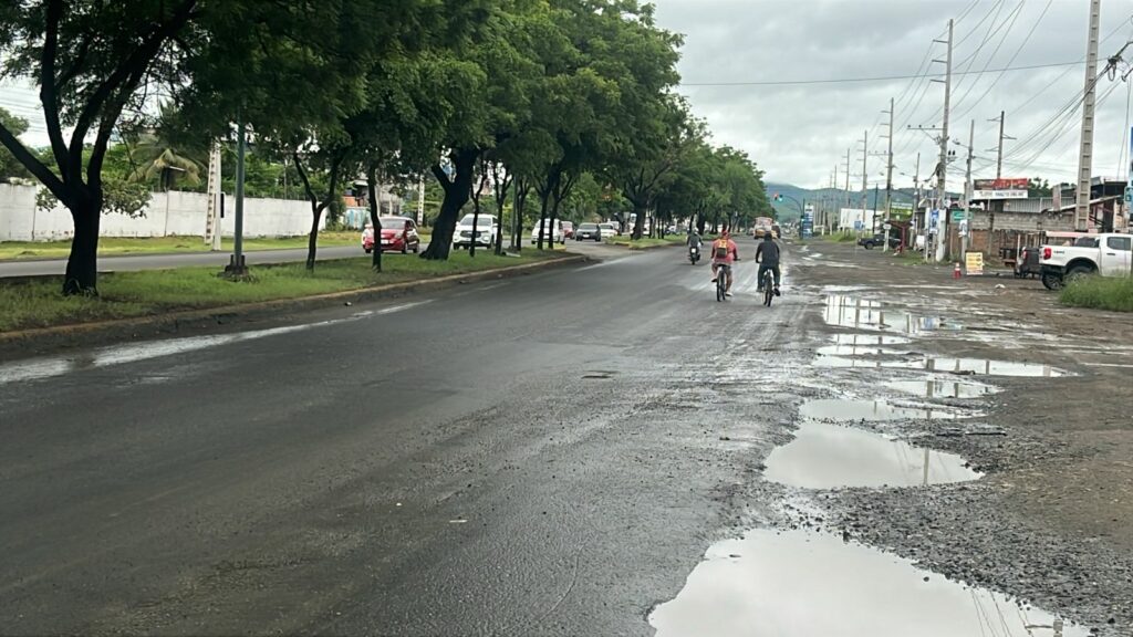 Roberto Luque Intervención vial en Manabí es impostergable