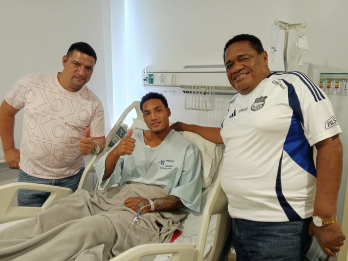 Ronny Borja, volante de Emelec es operado con éxito, y será baja entre 6 a 8 meses