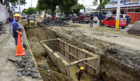 portoviejo socavones avenida del ejército
