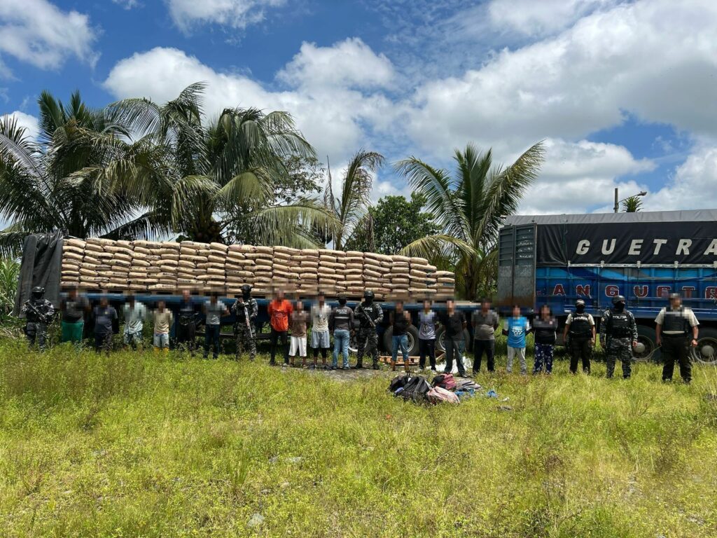 Santo Domingo de los Tsáchilas. Detienen a 15 personas en la Cristo Vive