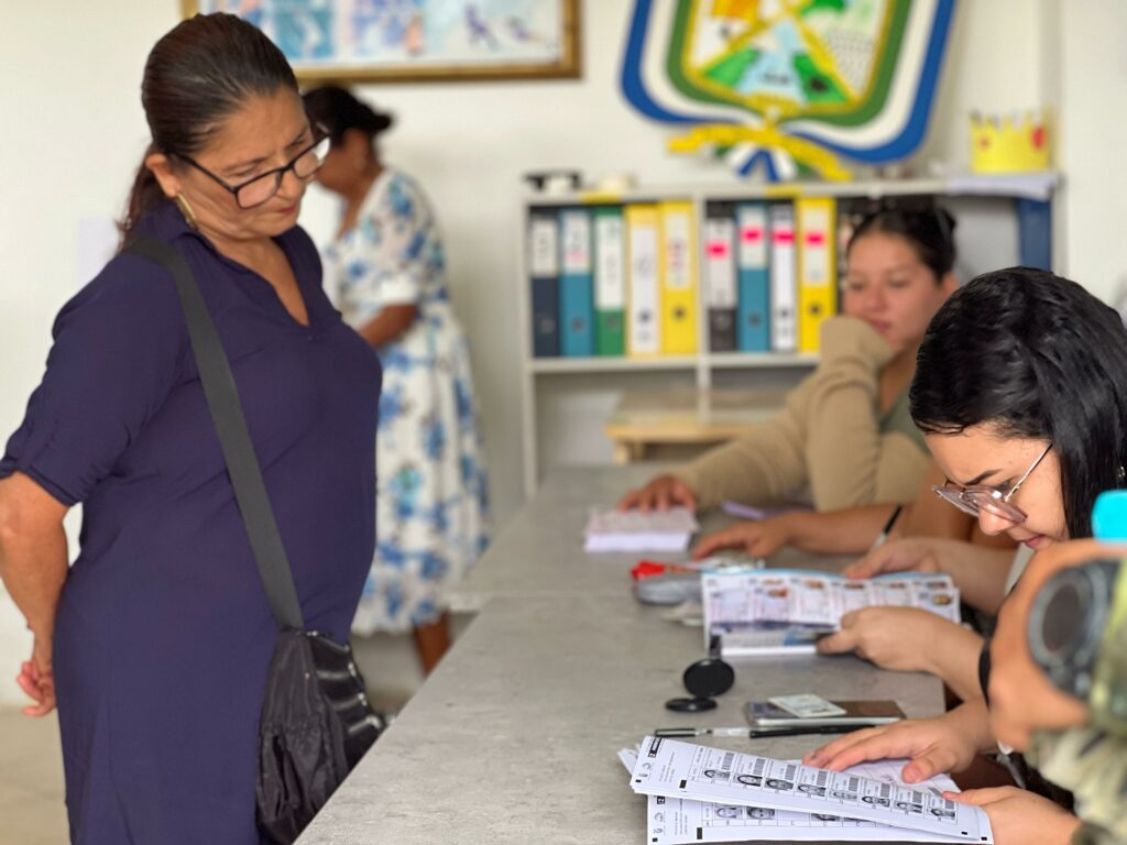 Segunda vuelta avanza con normalidad en la zona norte de Manabí
