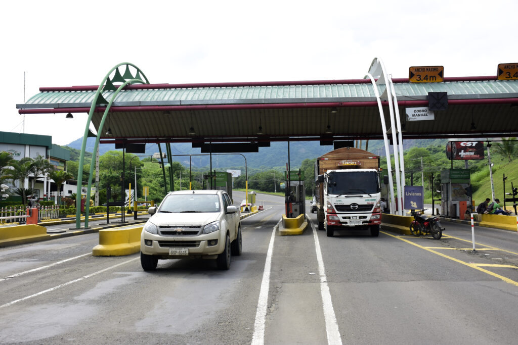 Suspenden nuevamente audiencias por disputa de la vía Portoviejo-Montecristi en Manabí