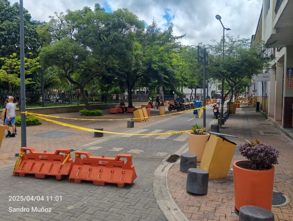 Tramo de la calle Bolívar permanecerá cerrada para restaurar parcialmente casa patrimonial