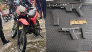 Tras persecución, la Policía captura a dos adolescentes armados en Santo Domingo de los Tsáchilas