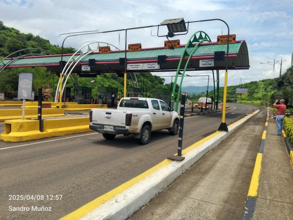 Tres acciones legales contra la terminación del convenio vial Portoviejo-Montecristi