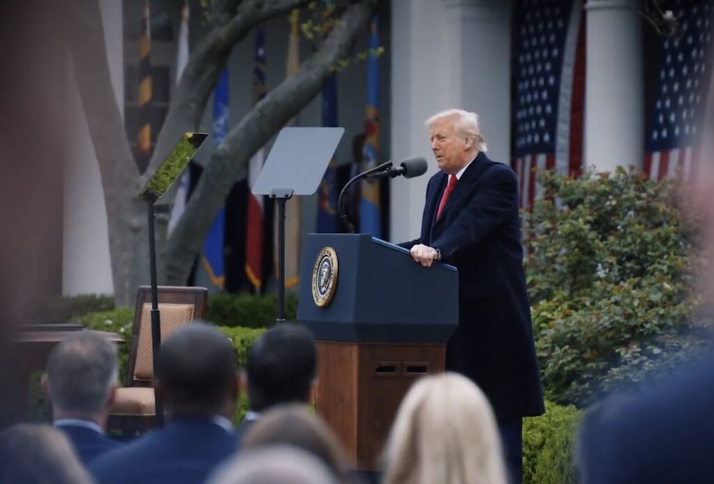 Trump asegura que aranceles impulsarán la economía de Estados Unidos