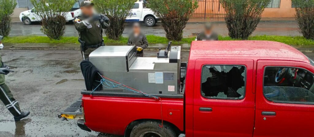 Camioneta usada para robo de máquina de helados