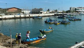 El muelle flotante desempeña un papel clave para los pescadores artesanales de Manta,