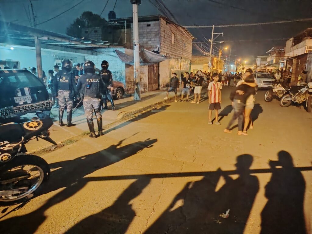 triple-homicidio-en-manta-dos-hermanos-y-un-nino-mueren-en-ataque-armado-en-barrio-paraiso