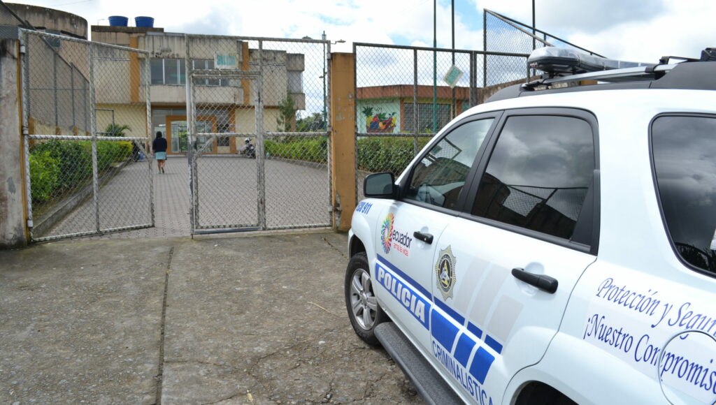 escuela, seguridad, vigilancia