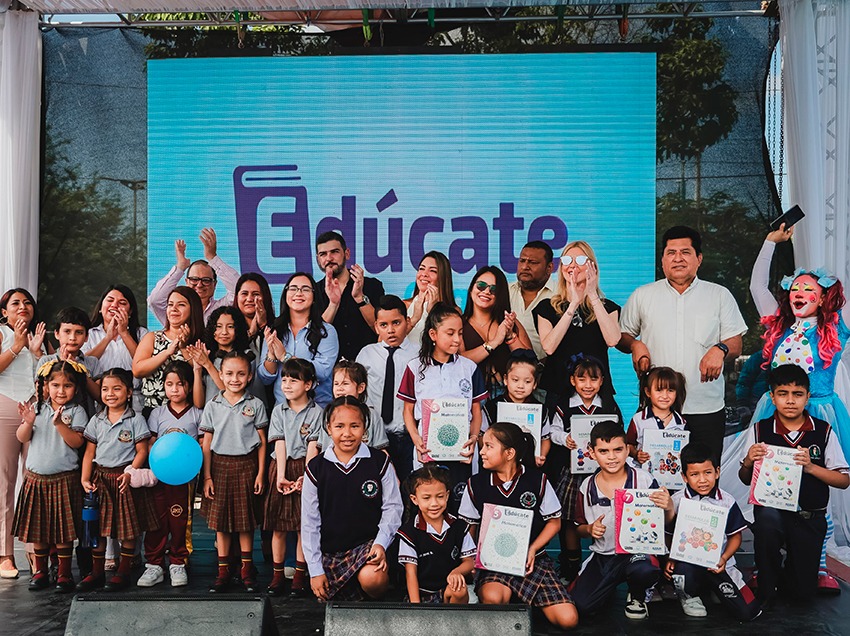 En dos años, Guayaquil ha entregado 760.000 textos escolares para el inicio de clases.