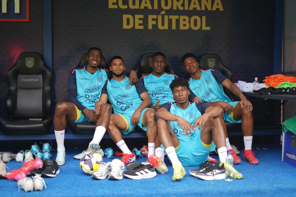 Jugadores de Ecuador en la casa de la selección