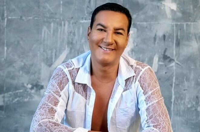 ¡El mundo de la belleza llora! Adiós al maquillador 'Julito' Rangel