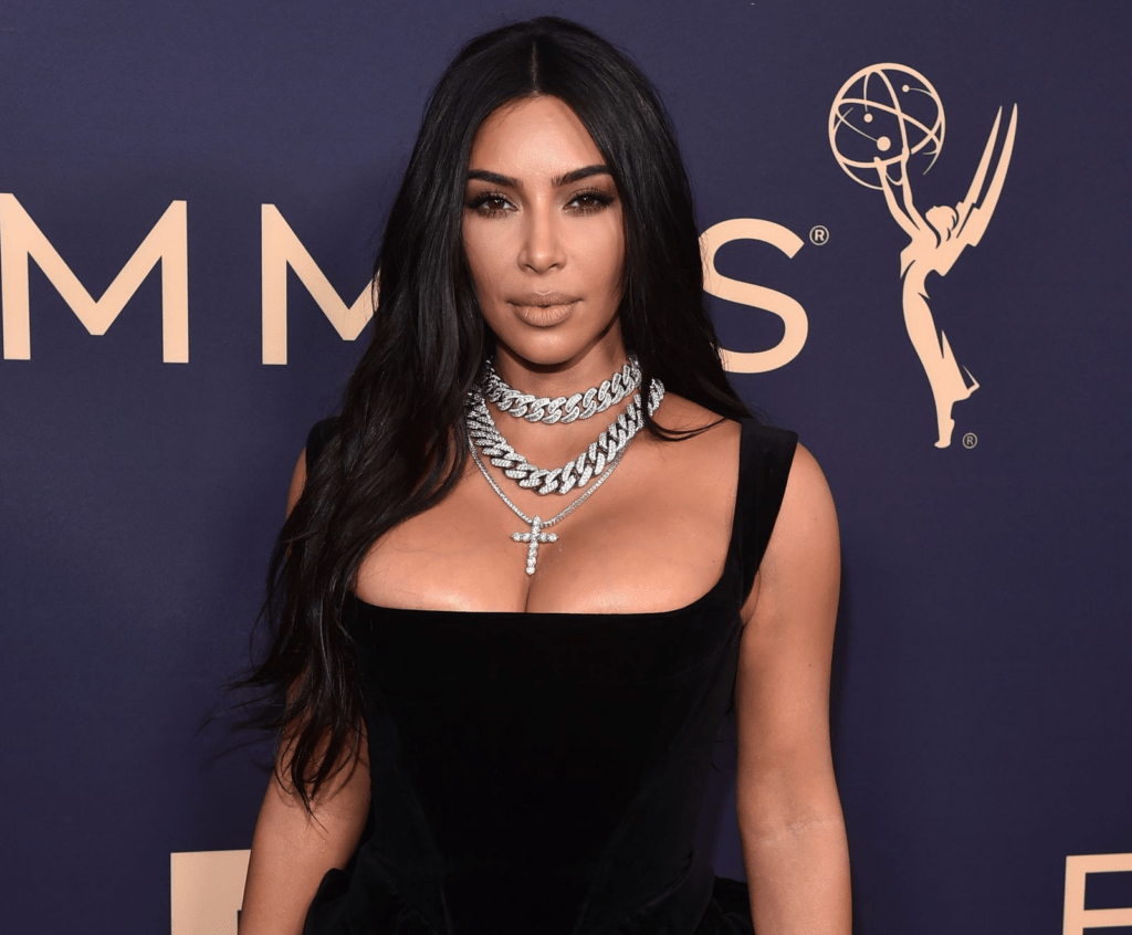 ¡Kim Kardashian frente a sus asaltantes! Arranca juicio por robo millonario hace 9 años en París